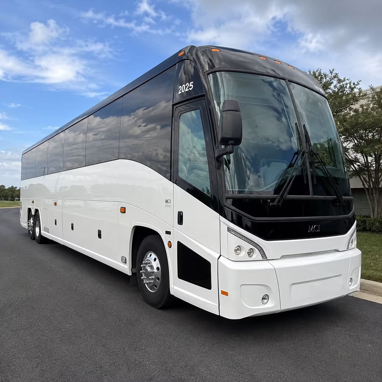field trip buses for greensboro children s museum visits and downtown stops